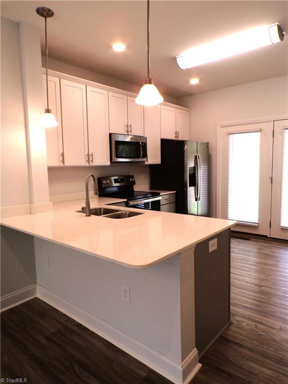 619 Riverside Drive Mount Airy, NC 27030 - Photo 4 of 17 Gallery Image 4