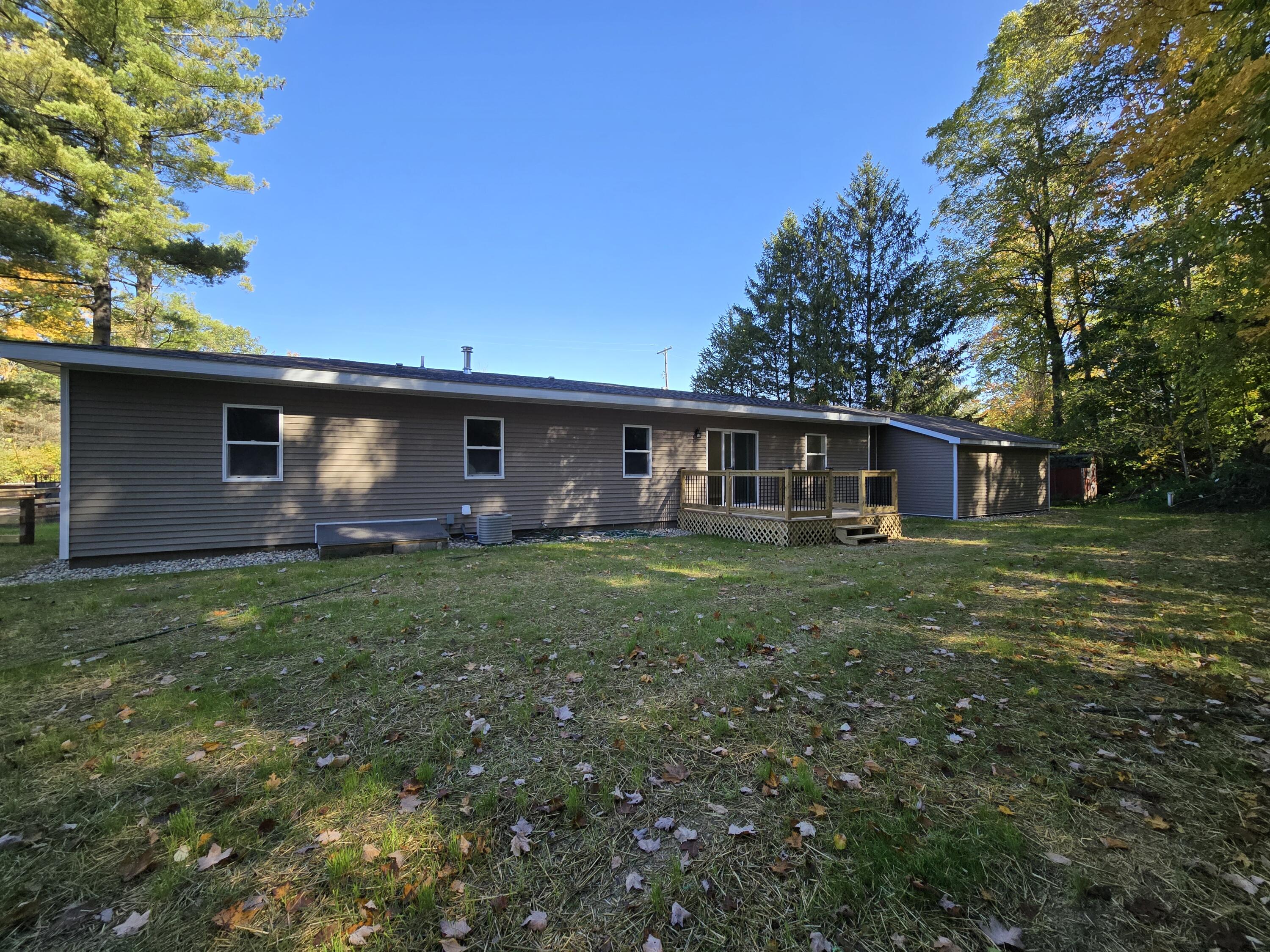 399 Hickory Road Battle Creek, MI 49017 - Photo 24 of 29 20241017_122704