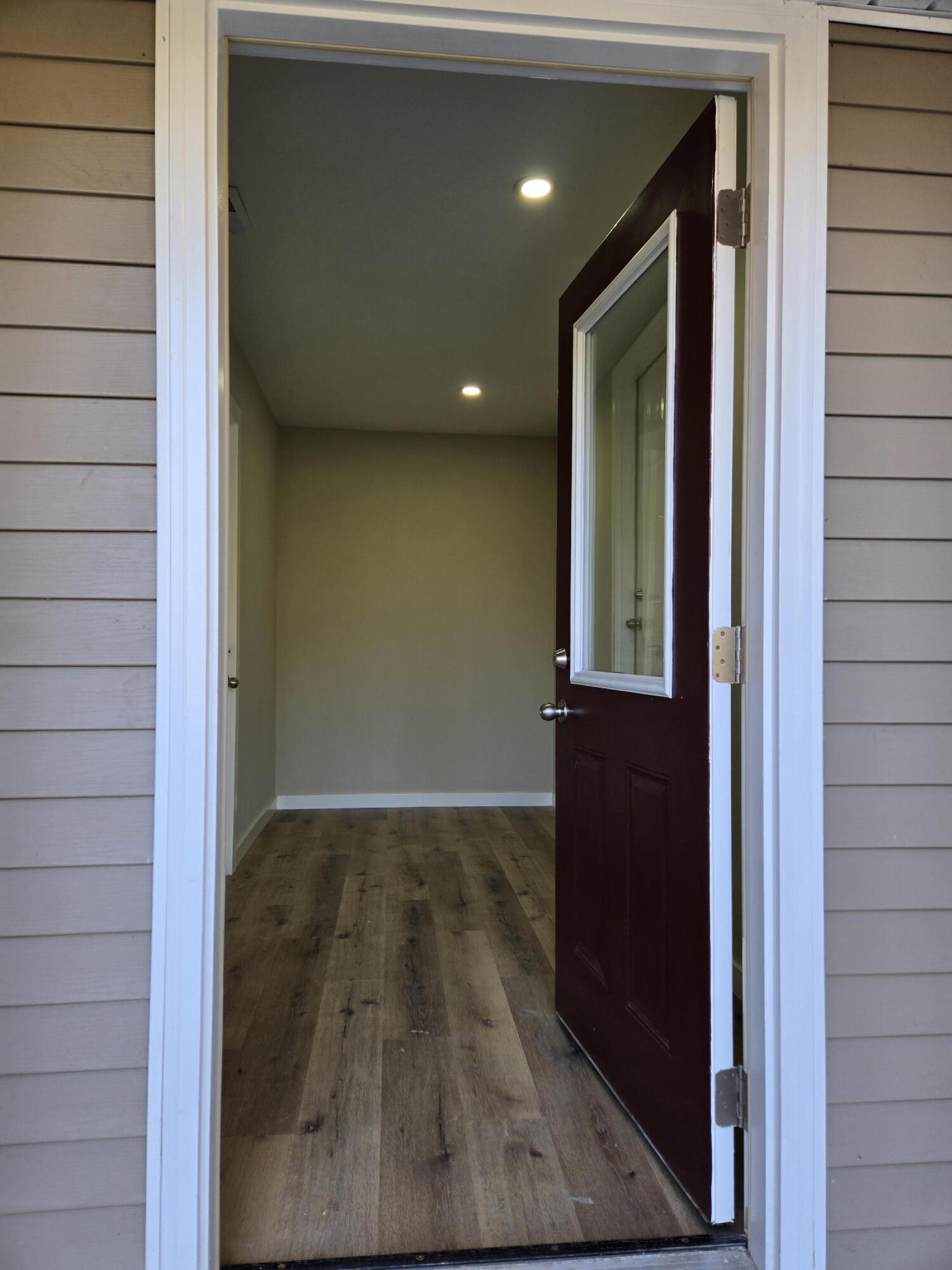 399 Hickory Road Battle Creek, MI 49017 - Photo 4 of 29 20241017_122608