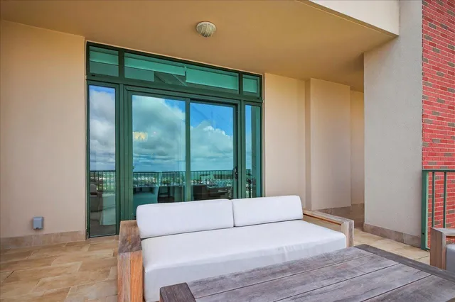 $839,900 | 300 South Duval Street, Unit 2209, Tallahassee, FL 32301