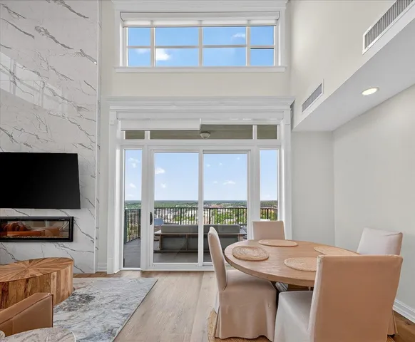 $839,900 | 300 South Duval Street, Unit 2209, Tallahassee, FL 32301