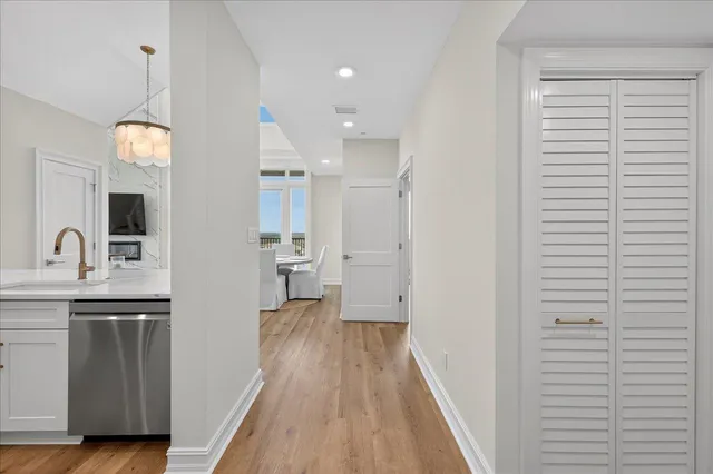 $839,900 | 300 South Duval Street, Unit 2209, Tallahassee, FL 32301