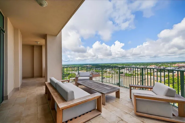 $839,900 | 300 South Duval Street, Unit 2209, Tallahassee, FL 32301