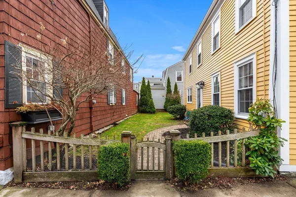 $1,000,000 | 10 Turner Street, Salem, MA 01970