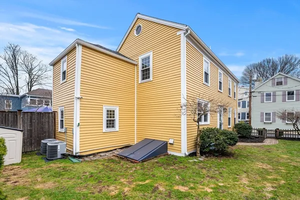 $1,000,000 | 10 Turner Street, Salem, MA 01970