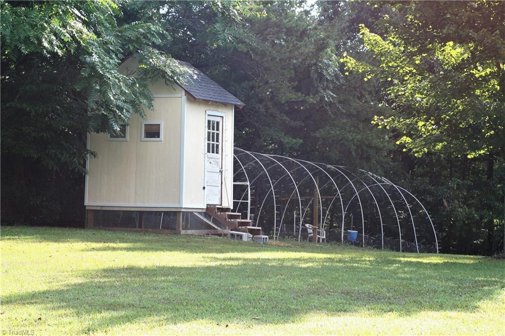 8275 Coldwater Road Stokesdale, NC 27357 - Photo 27 of 30 Chicken Coop