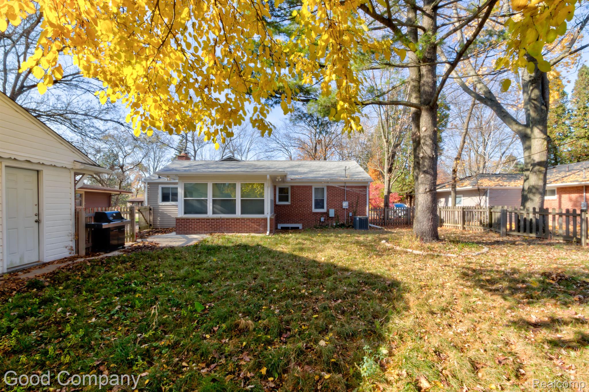 29506 Fall River Road Southfield, MI 48076 - Photo 40 of 41 Gallery Image 40