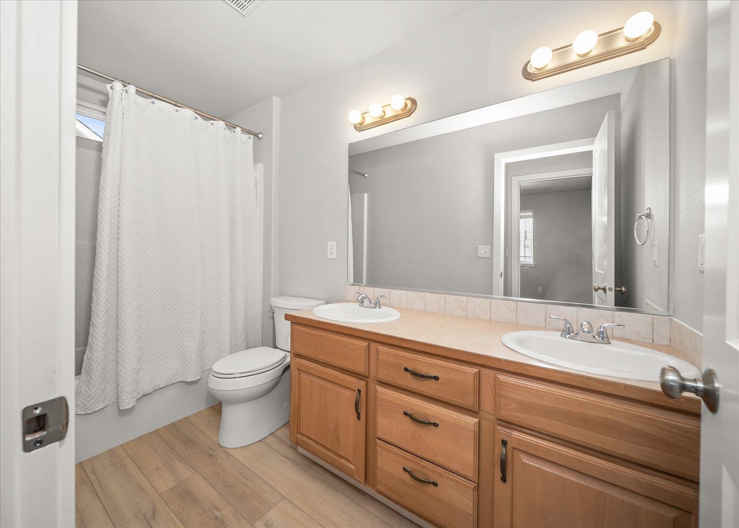 525 West Bolan Avenue Spokane, WA 99224 - Photo 17 of 33