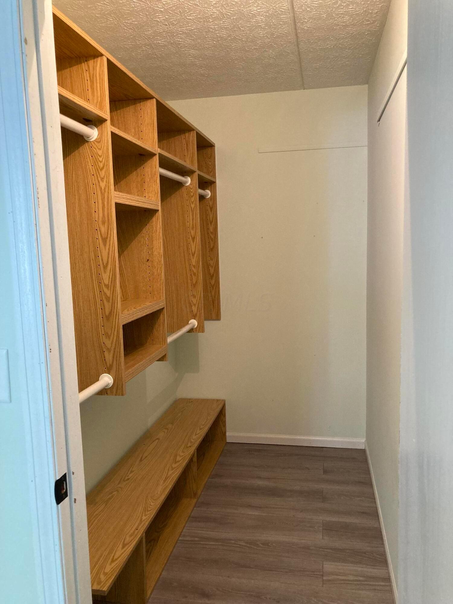 3939 Karl Road, Unit 105 Columbus, OH 43224 - Photo 16 of 22 IMG-5714