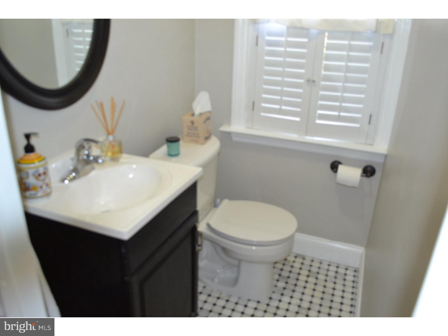 37 Thornridge Road Springfield, PA 19064 - Photo 14 of 25 Bathroom