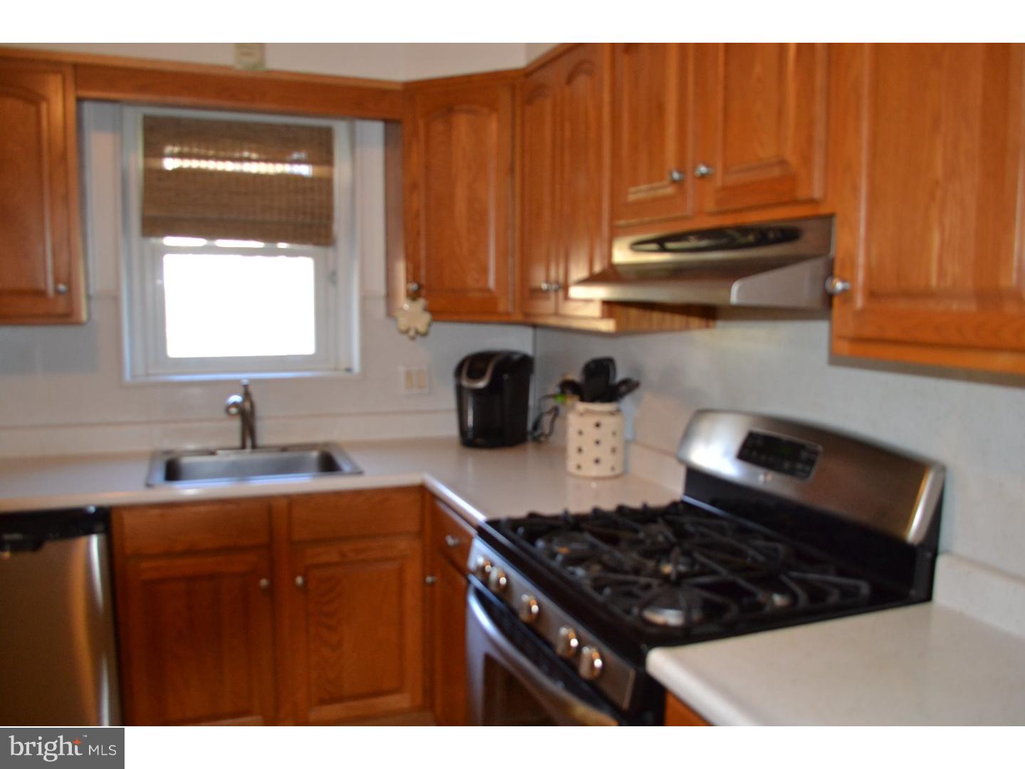 37 Thornridge Road Springfield, PA 19064 - Photo 10 of 25 Kitchen