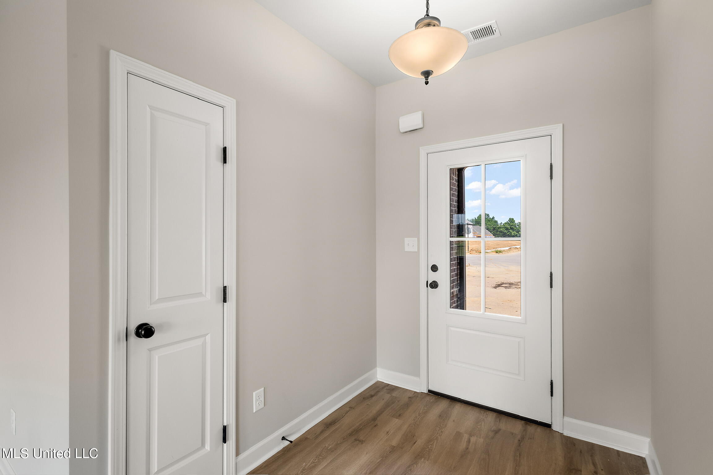 6518 Benjamin Cove Walls, MS 38680 - Photo 6 of 24 Sorghum