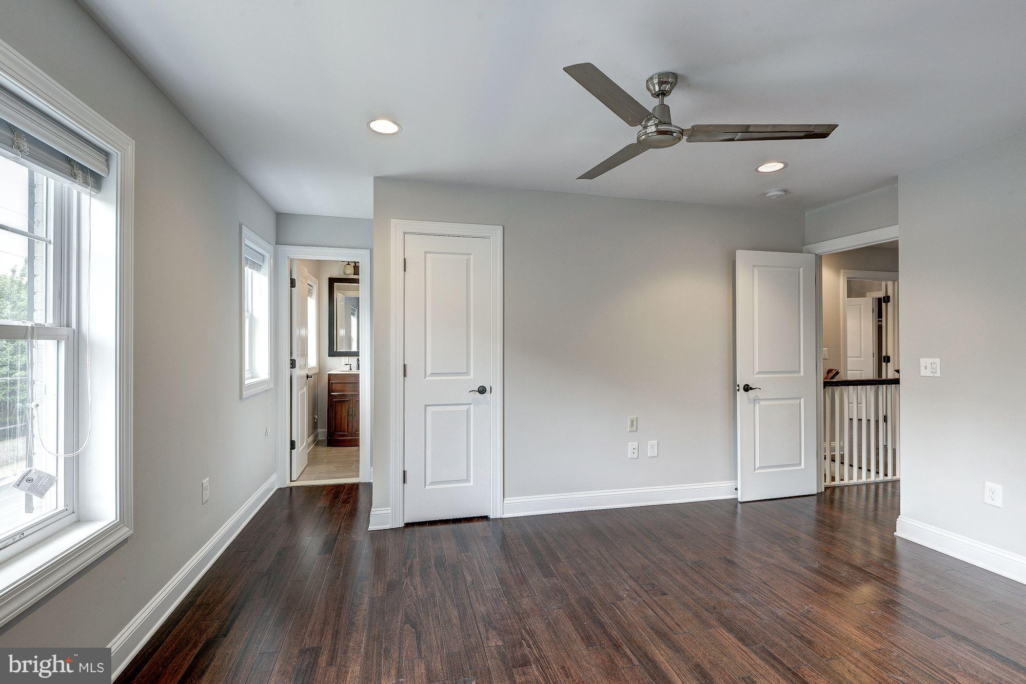 310 East Glebe Road Alexandria, VA 22305 - Photo 22 of 30 Bedroom (Master)
