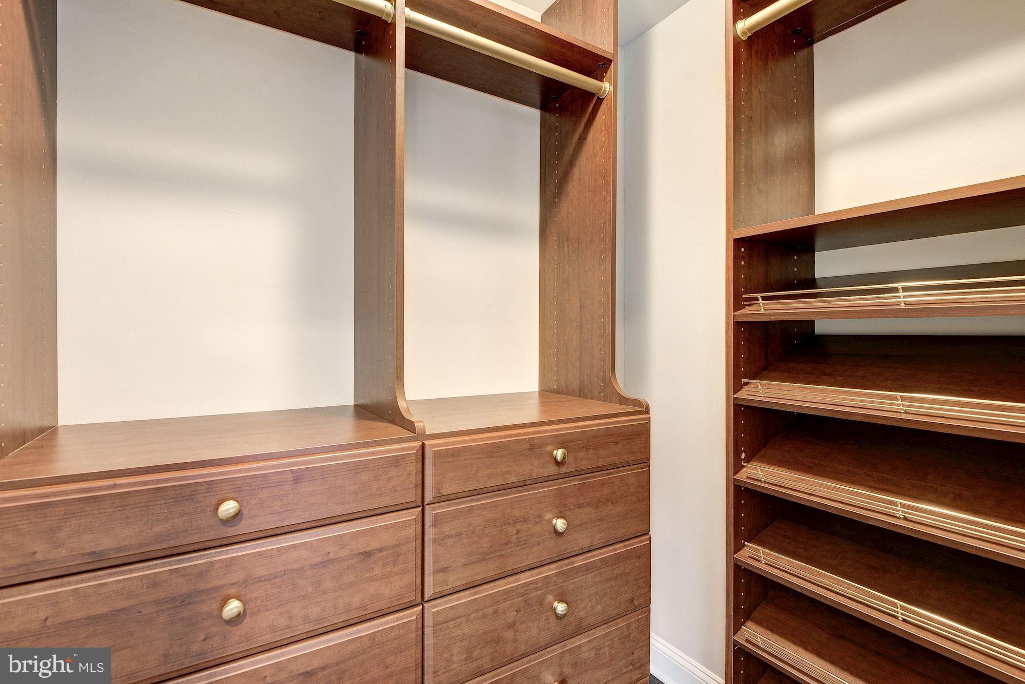 310 East Glebe Road Alexandria, VA 22305 - Photo 23 of 30 Bedroom (Master)