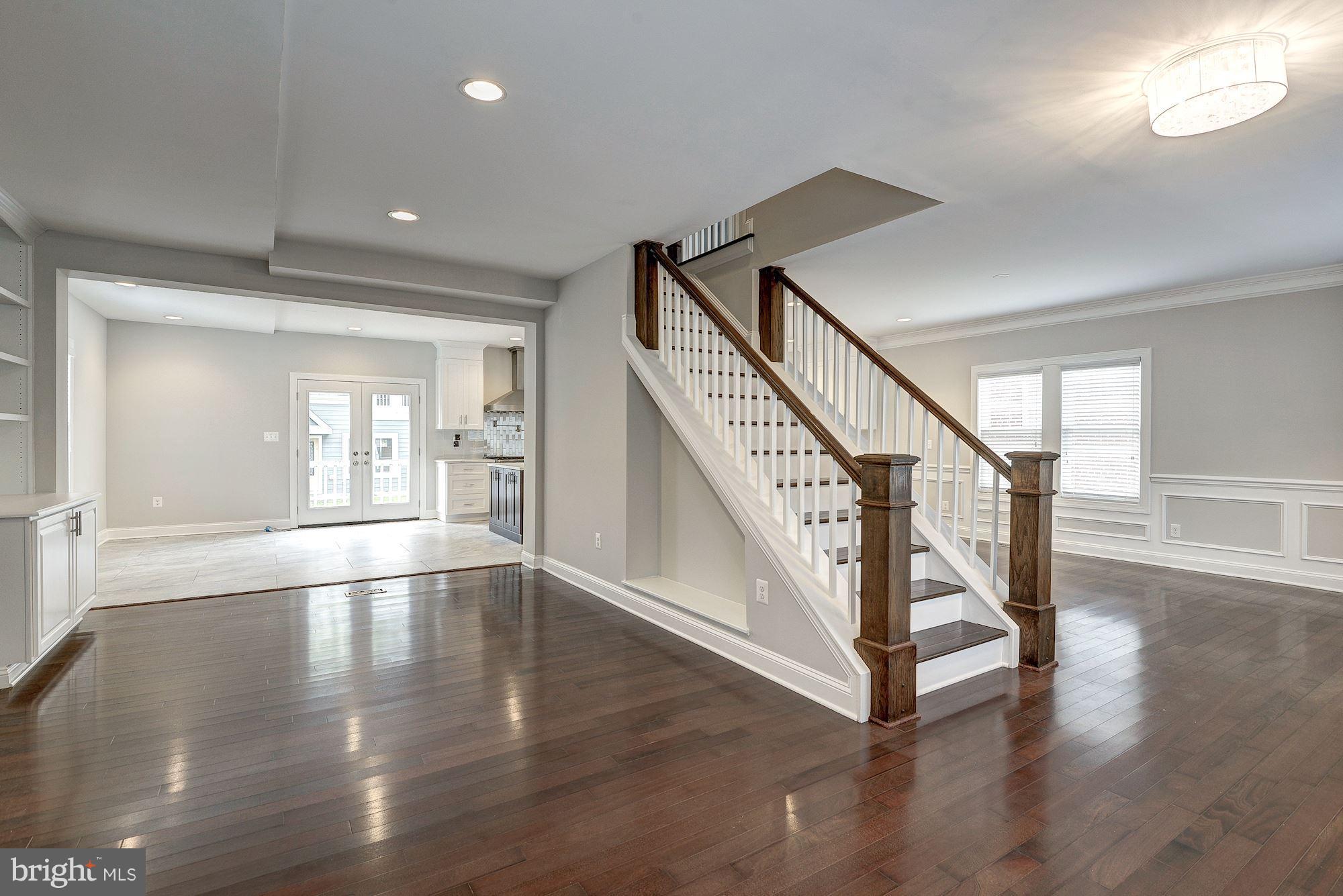 310 East Glebe Road Alexandria, VA 22305 - Photo 8 of 30 Interior (General)