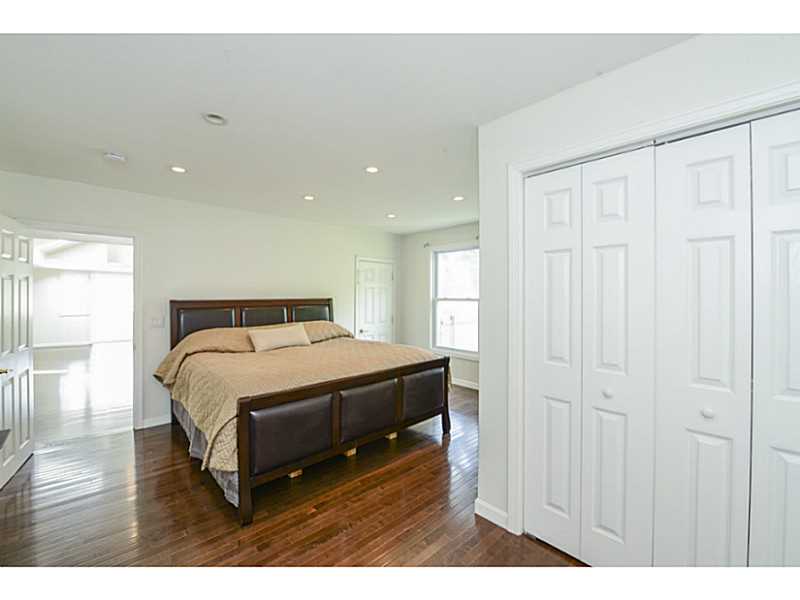 592 Pippin Orchard Road Cranston, RI 02921 - Photo 13 of 25 Master Bedroom.