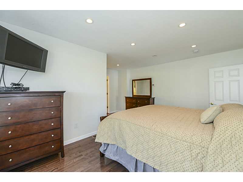592 Pippin Orchard Road Cranston, RI 02921 - Photo 15 of 25 Master Bedroom.