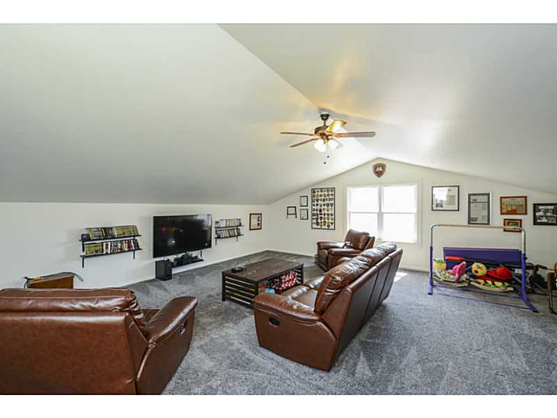 592 Pippin Orchard Road Cranston, RI 02921 - Photo 18 of 25 Bonus Room.