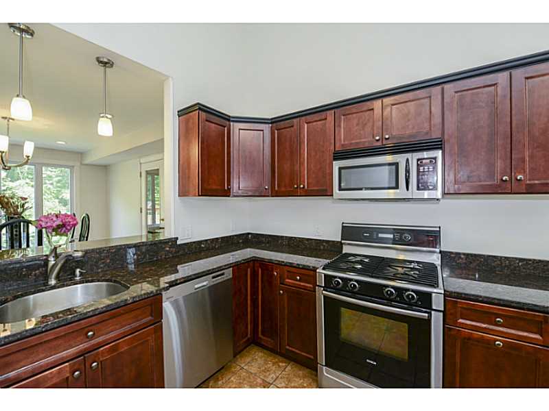 592 Pippin Orchard Road Cranston, RI 02921 - Photo 2 of 25 Kitchen.