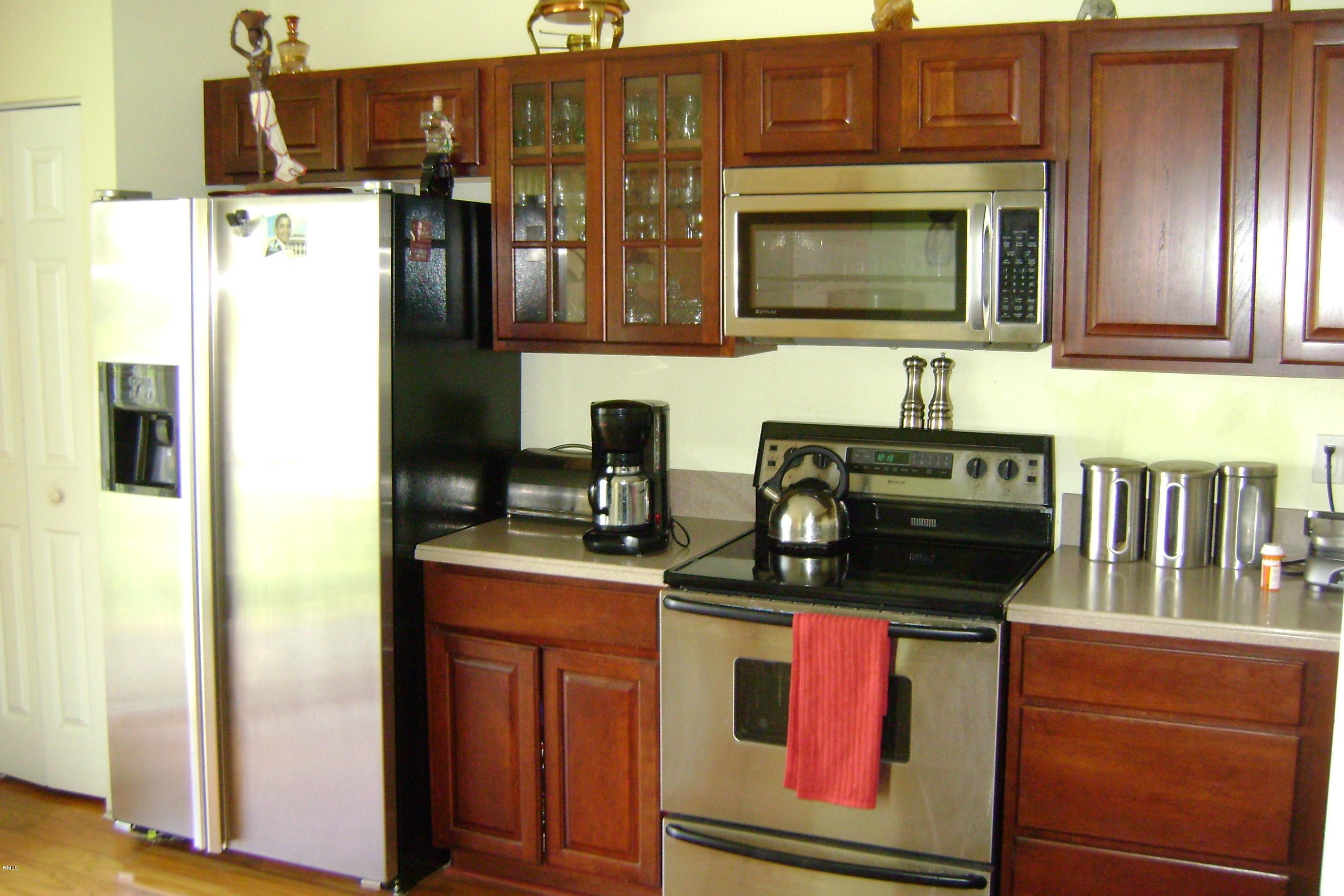 6301 Sandy Bank Terrace Riviera Beach, FL 33407 - Photo 5 of 6 DSC04910