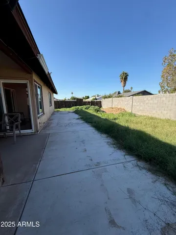 $2,000 | 8738 West Columbus Avenue, Phoenix, AZ 85037