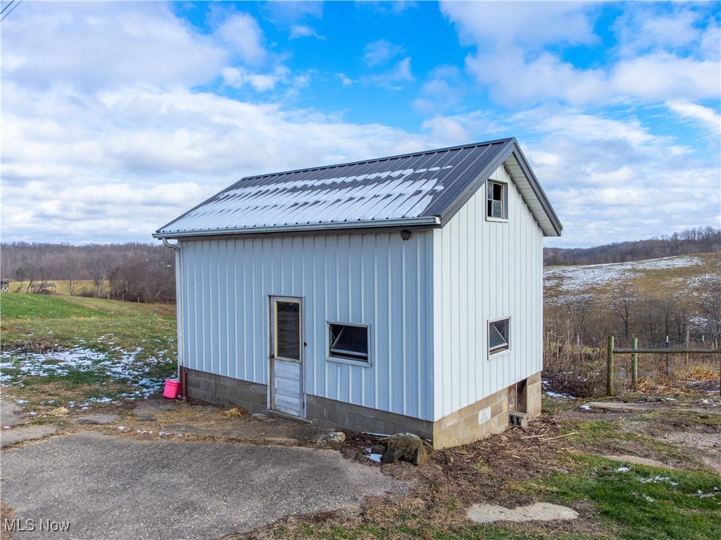 57459 Shry Road Barnesville, OH 43713 - Photo 26 of 44 View of outdoor structure