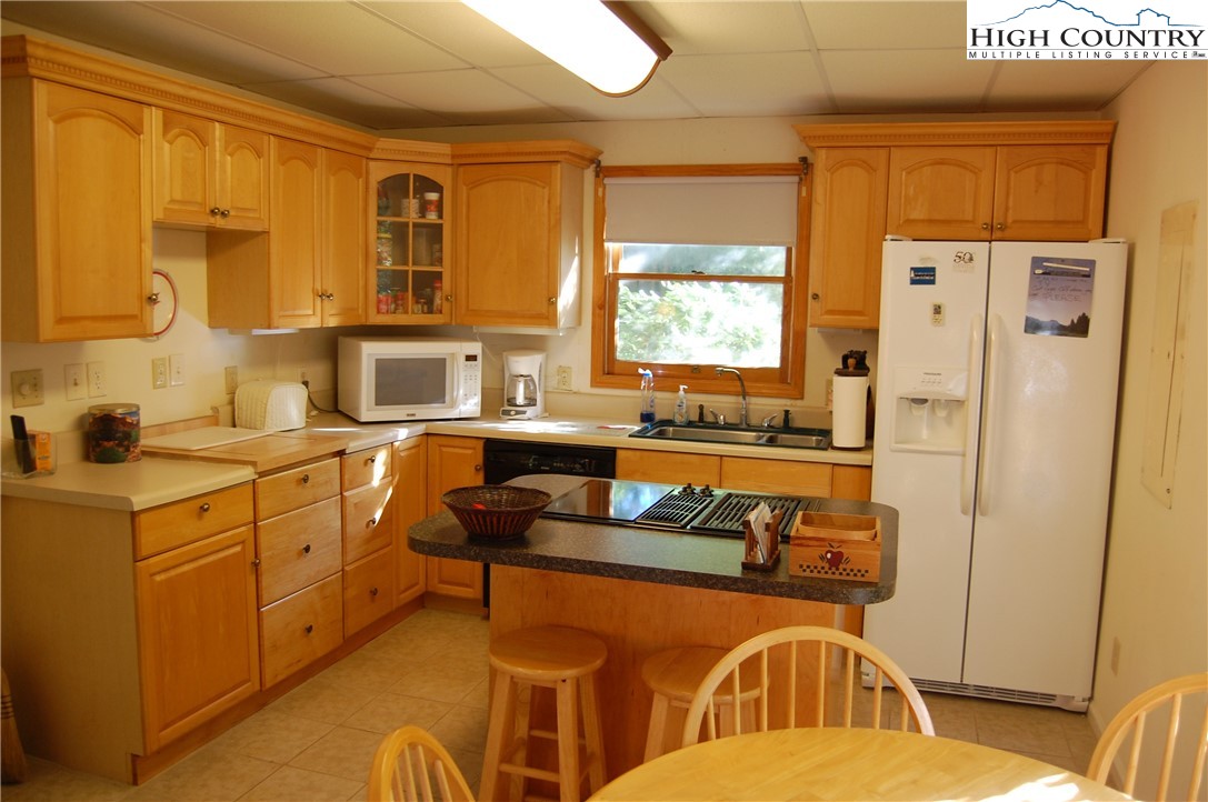 29 Key Ridge Road Newland, NC 28657 - Photo 8 of 15 Gallery Image 8