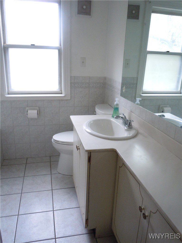 437 French Road Cheektowaga, NY 14227 - Photo 24 of 45