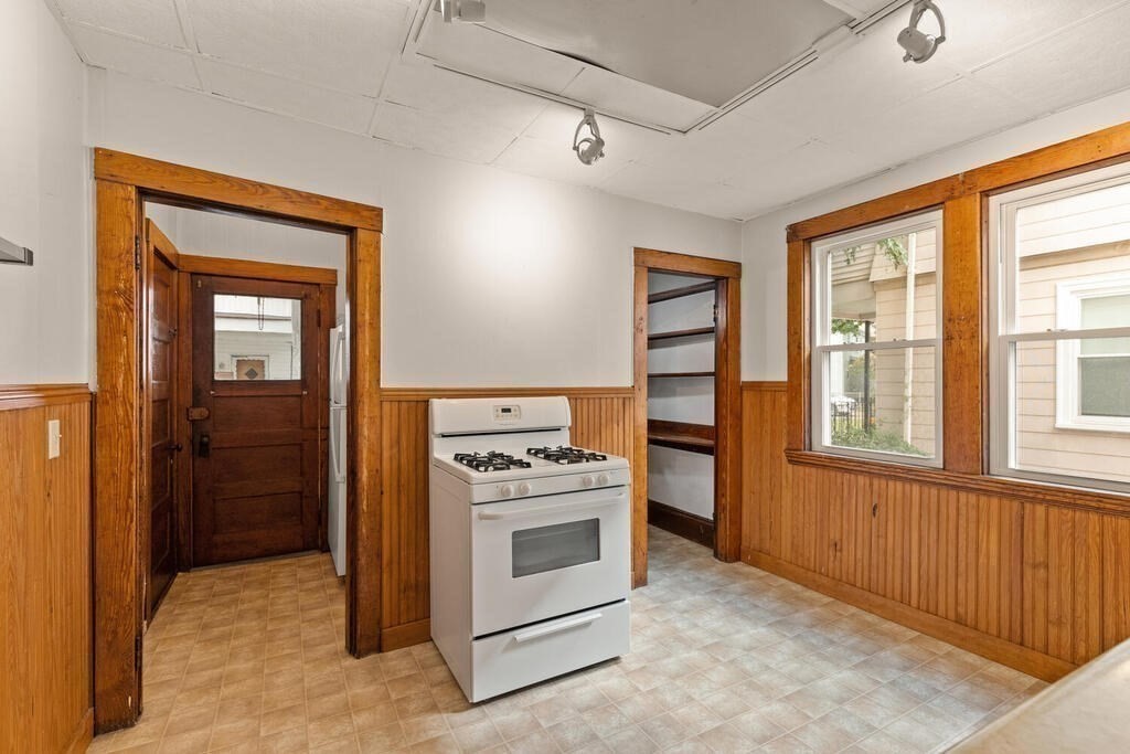 75-77 Pearson Road Medford, MA 02155 - Photo 33 of 40 Gallery Image 33