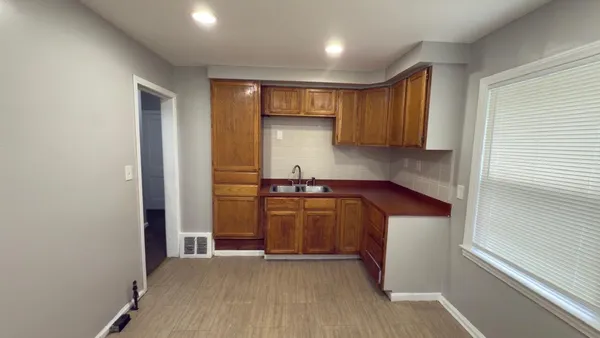 $92,000 | 9080 Stahelin Avenue, Detroit, MI 48228