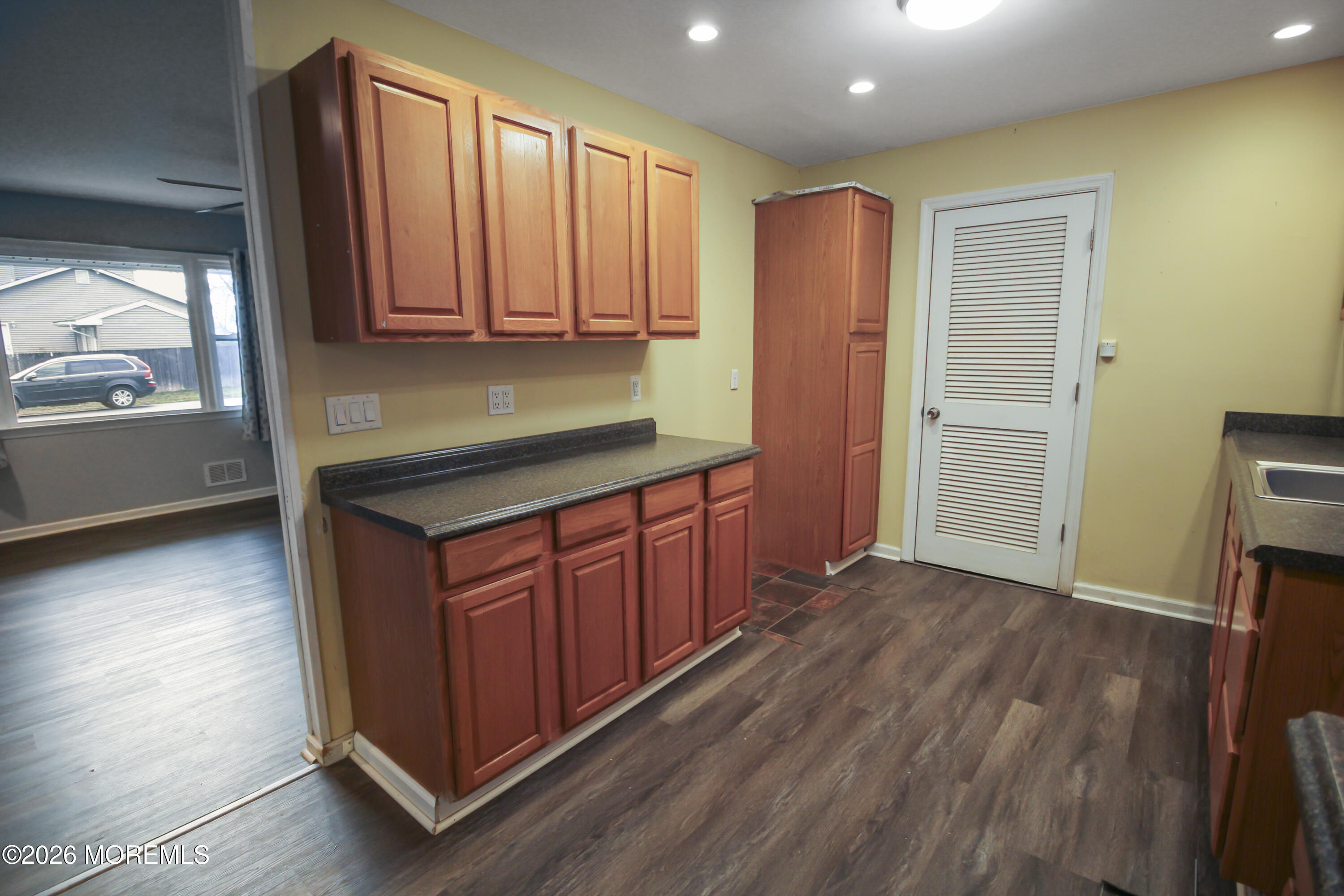 301 Middlesex Street Toms River, NJ 08757 - Photo 12 of 25 IMG_7142