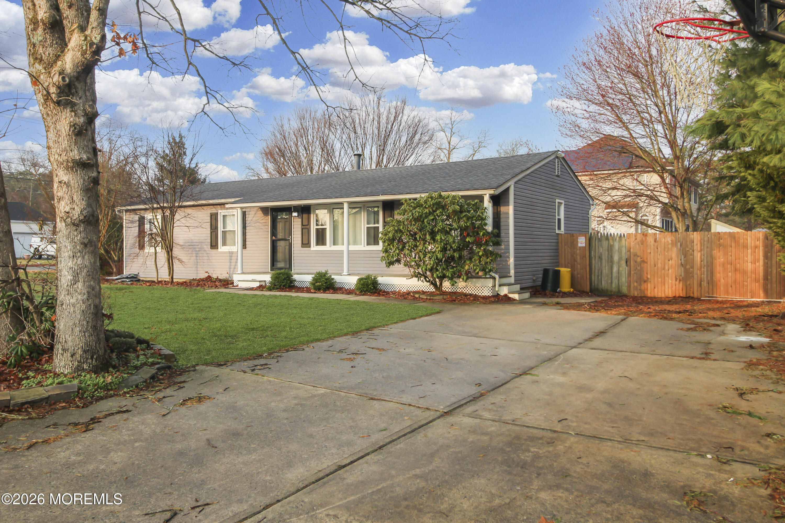 301 Middlesex Street Toms River, NJ 08757 - Photo 2 of 25 IMG_7126