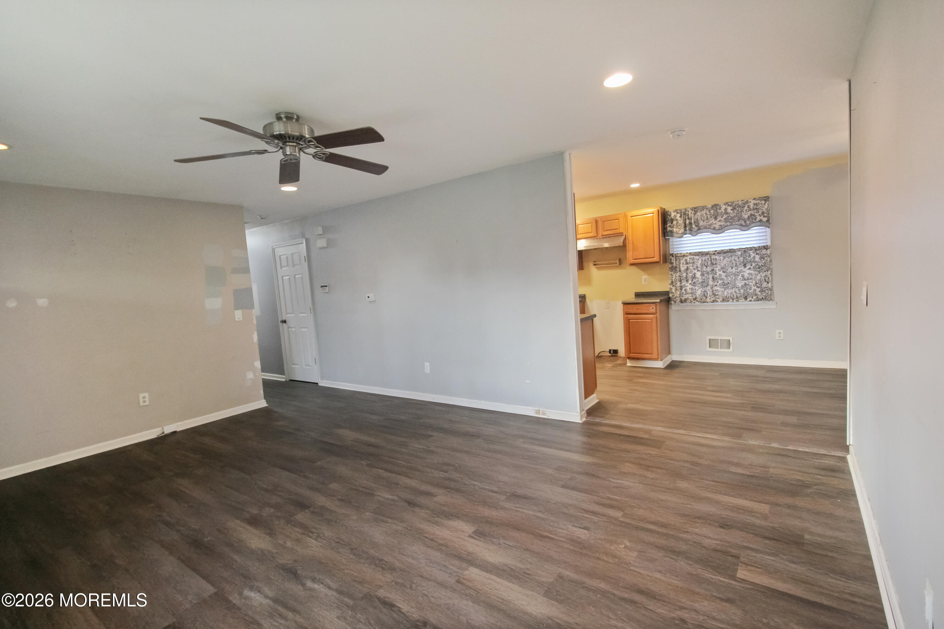 301 Middlesex Street Toms River, NJ 08757 - Photo 7 of 25 IMG_7157