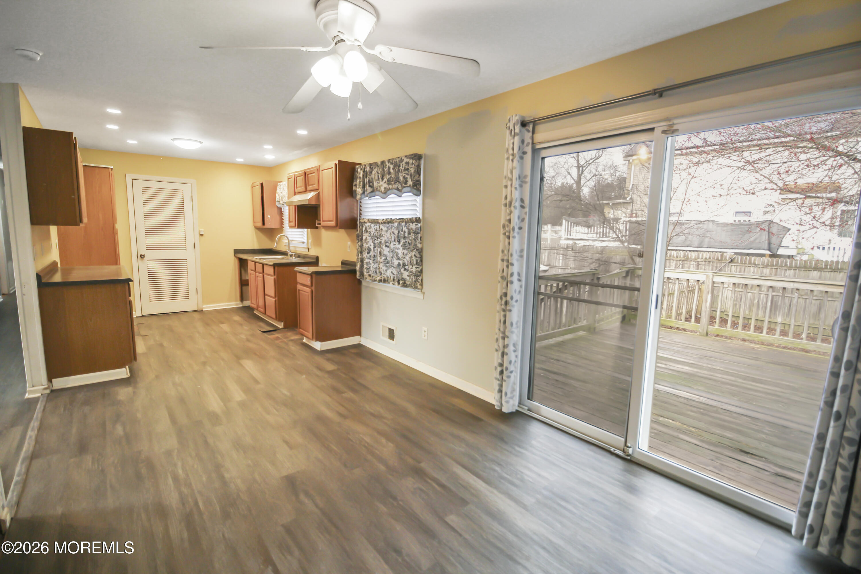 301 Middlesex Street Toms River, NJ 08757 - Photo 9 of 25 IMG_7146