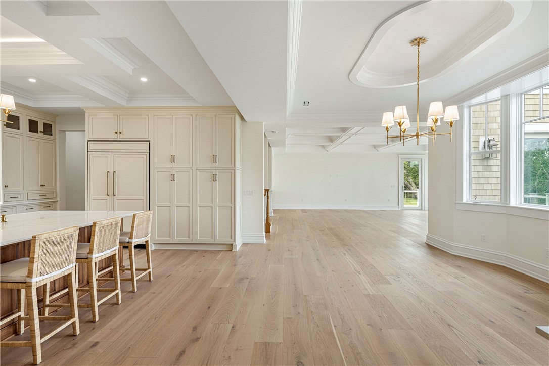 4 Foster Cove Road Westerly, RI 02891 - Photo 15 of 43