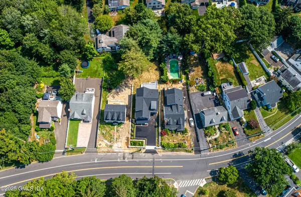 $3,195,000 | 20 Sound Beach Avenue, Old Greenwich, CT 06870