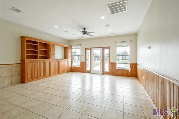 $260,000 | 13515 Rose Drive, Walker, LA 70785