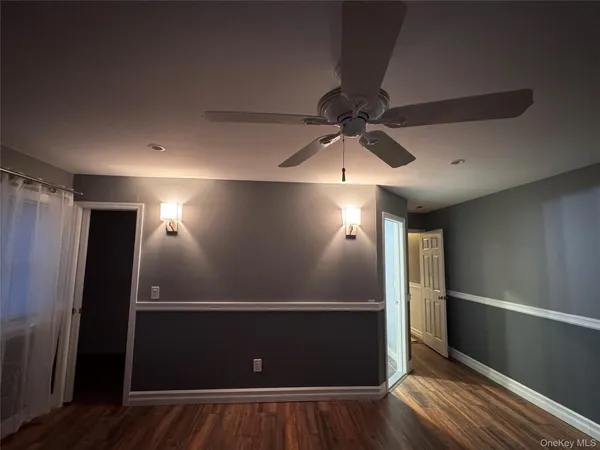 $525,000 | 33 Bass Court, Manorville, NY 11949
