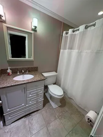 $525,000 | 33 Bass Court, Manorville, NY 11949