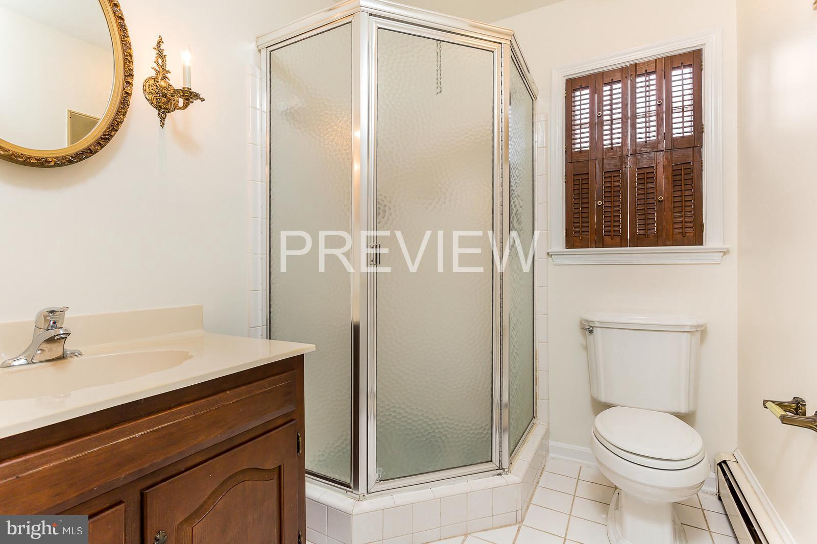 3901 Rive Drive Alexandria, VA 22309 - Photo 13 of 25 Bath