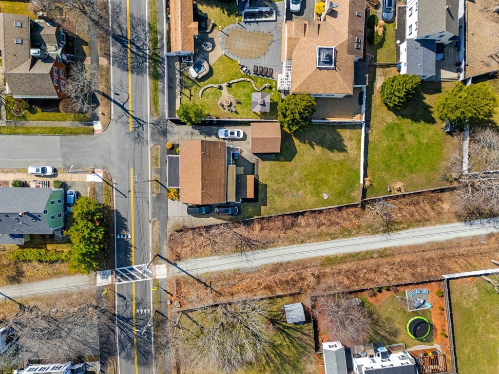 12 Chestnut Street Danvers, MA 01923 - Photo 17 of 25