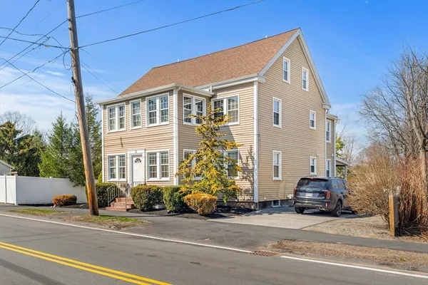 $919,900 | 12 Chestnut Street, Danvers, MA 01923