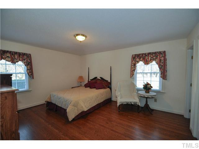5109 Castlebrook Drive Raleigh, NC 27604 - Photo 12 of 24 Photo 12