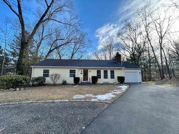 $3,500 | 75 Marlboro Road, Southborough, MA 01772
