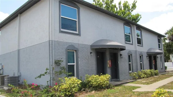 $1,250 | 5116 East Temple Heights Road, Unit A, Tampa, FL 33617