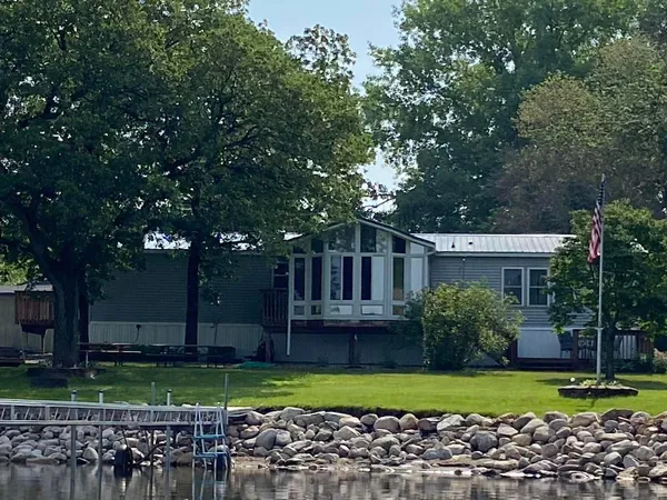 $449,000 | 30319 208th Avenue, Glenwood, MN 56334