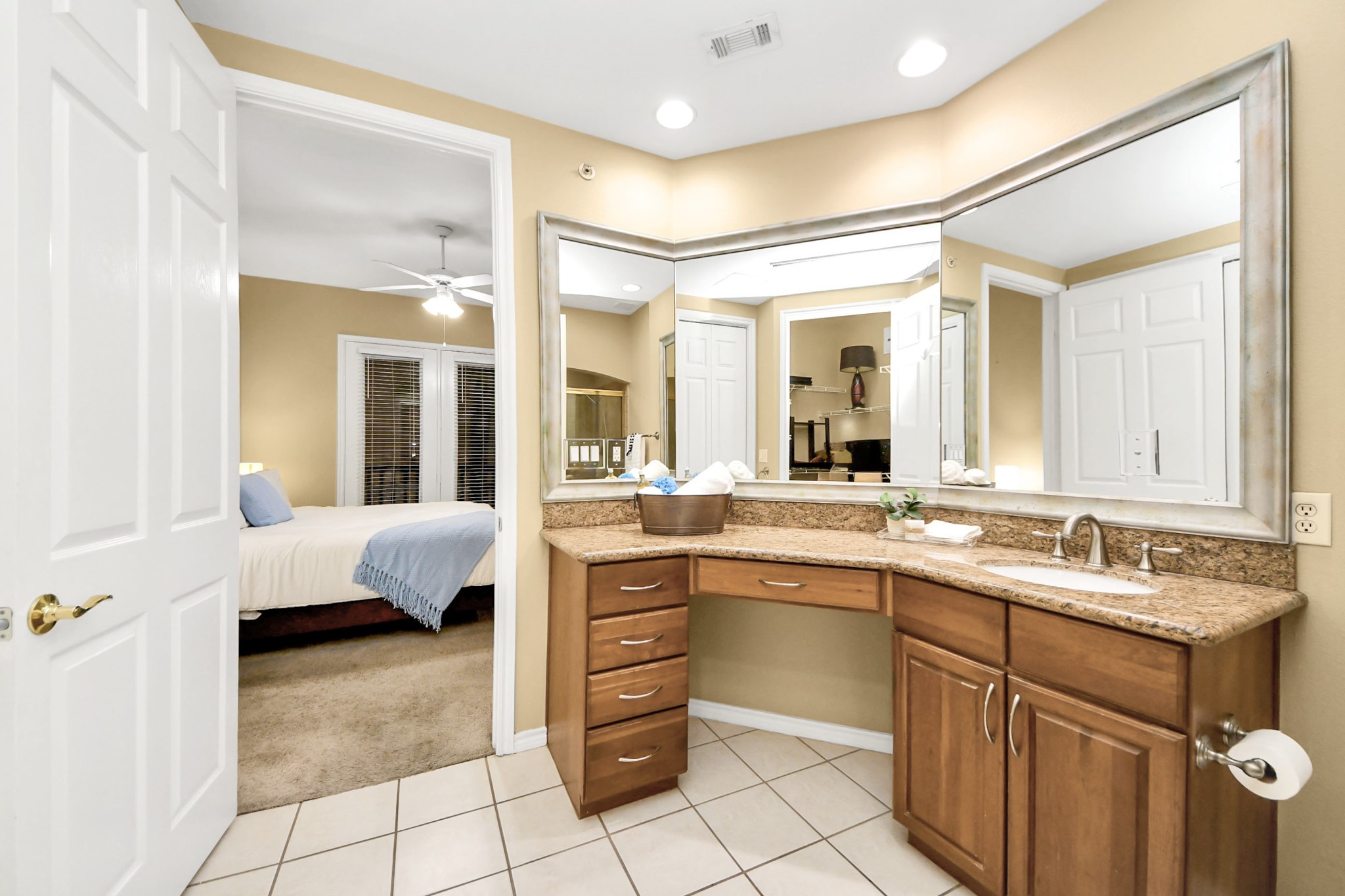 2400 McCue Road, Unit 118 Houston, TX 77056 - Photo 26 of 43 Gallery Image 26