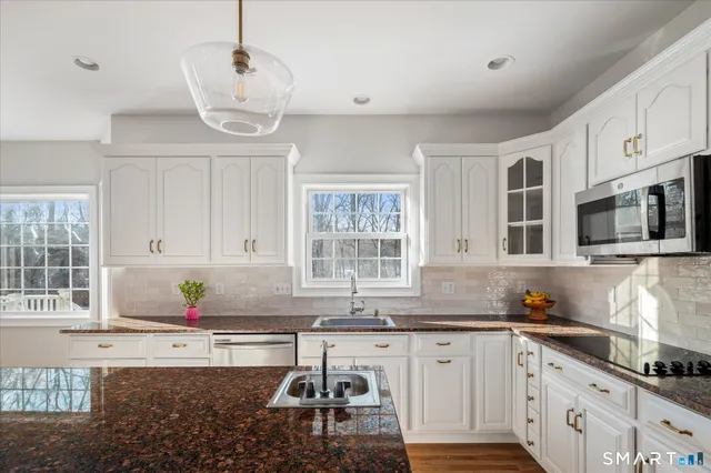 $839,000 | 1093 Monroe Turnpike, Monroe, CT 06468