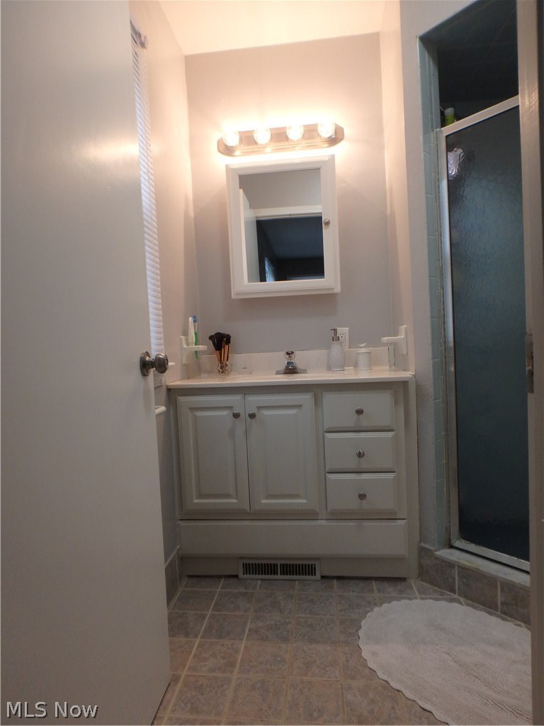 2546 Durand Road Fairlawn, OH 44333 - Photo 10 of 17 Here is the updated master bath