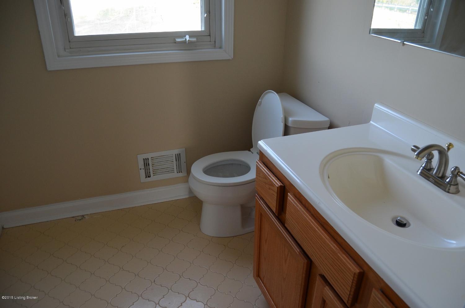 2316 Rebel Ridge Road La Grange, KY 40031 - Photo 16 of 46 RR New BA 2